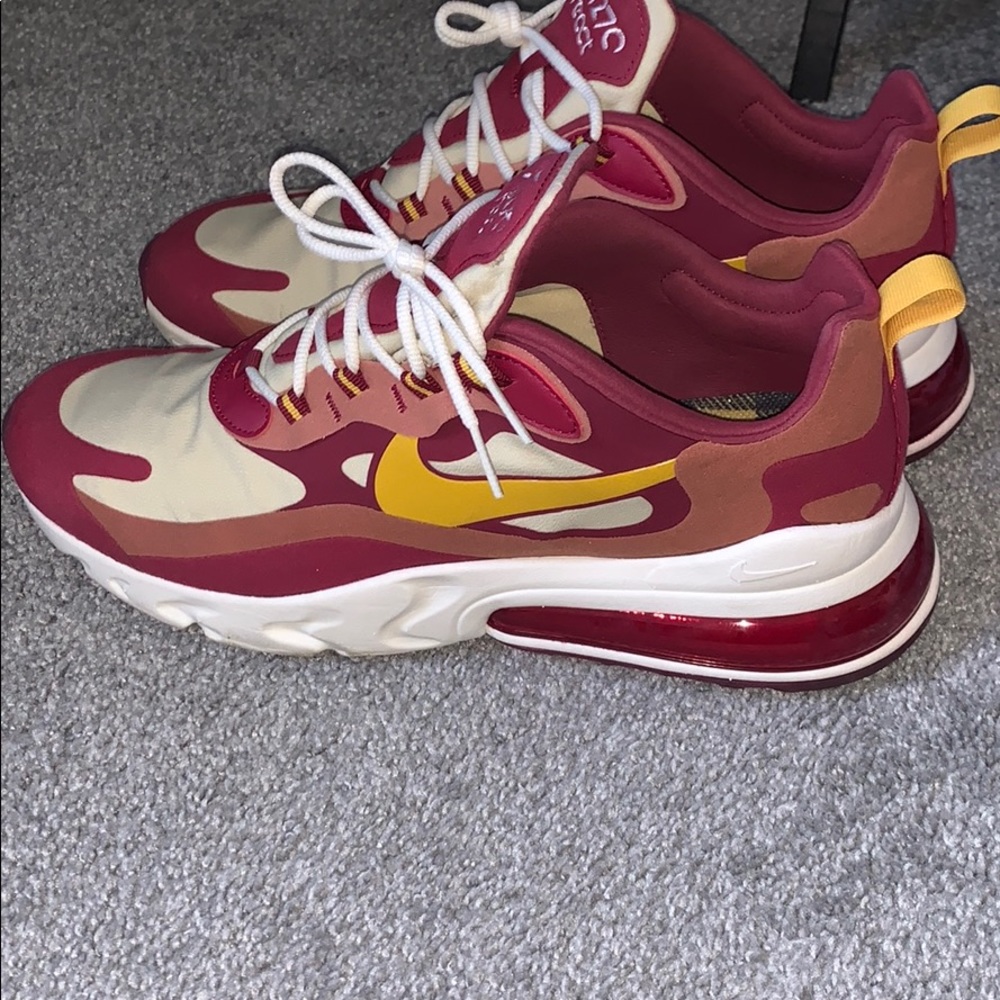 Air Max 270 React - image 4